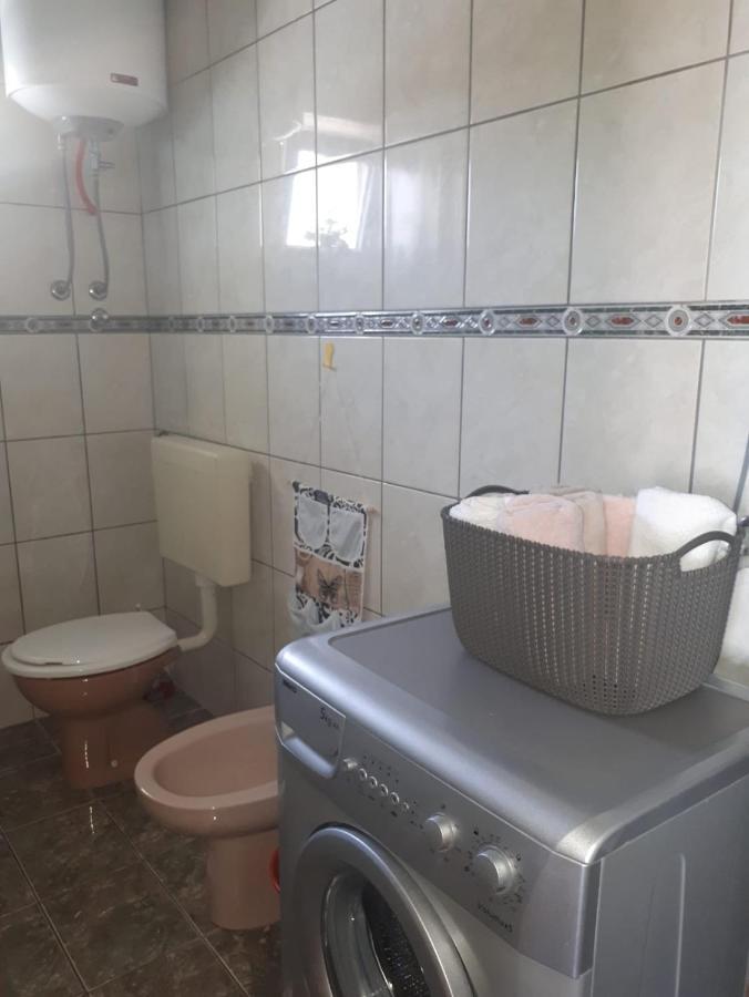 Apartment Ana Rogoznica  Esterno foto
